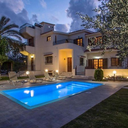 Hriska Luxury Villa 依克希亚 外观 照片