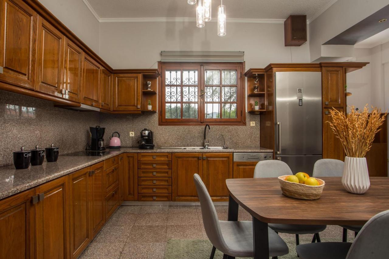 Hriska Luxury Villa 依克希亚 外观 照片