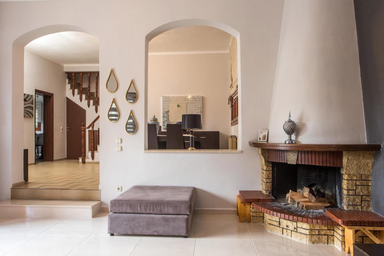 Hriska Luxury Villa 依克希亚 外观 照片